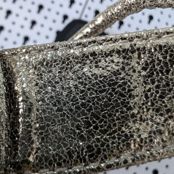 Gold crossover strappy sandals size 7 - Picture 7 of 9